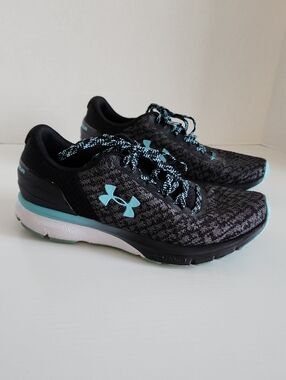 Under Armour Women’s Black & Teal Athletic Running Shoes Size 6.5